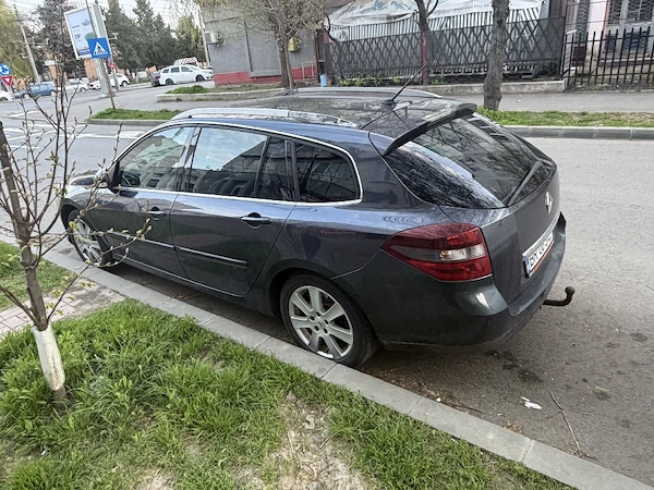 RENAULT Laguna 2010 — imagine 4