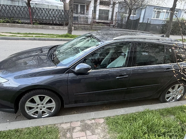 RENAULT Laguna