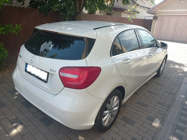 MERCEDES-BENZ A-Class 2015 — imagine 4