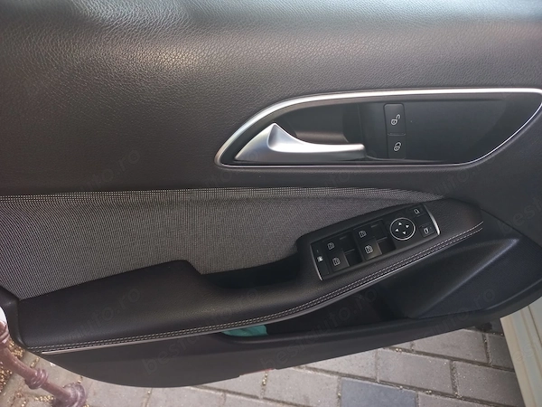 MERCEDES-BENZ A-Class 2015 — imagine 8