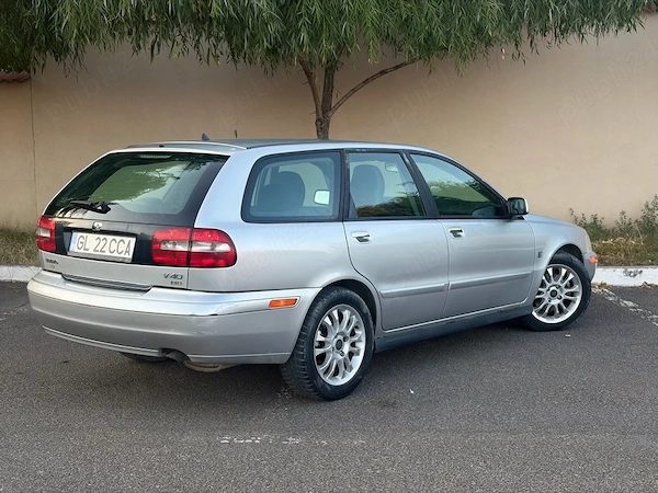 VOLVO V40 2004 — imagine 6