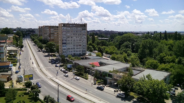 Trei camere decomandate, langa Primaserv, scoala Decebal — fotografia 3