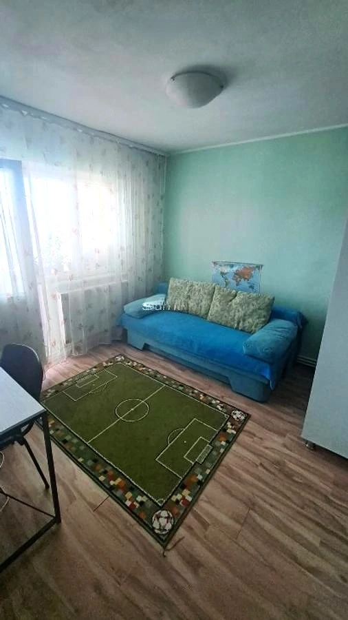 Apartament 2 camere decomandat | Poarta 6 | Centrală pe gaz | 2 balcoane — fotografia 3