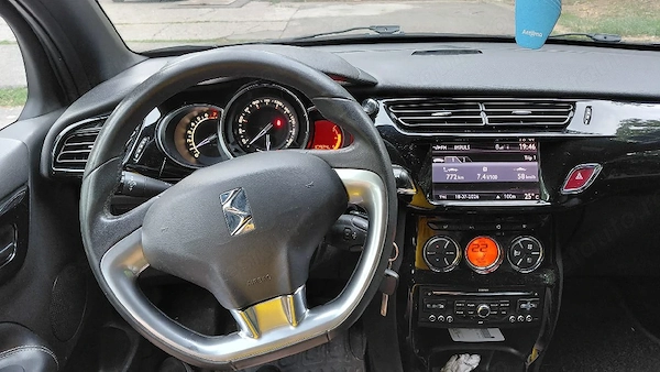 DS AUTOMOBILES DS3 2010 — imagine 7