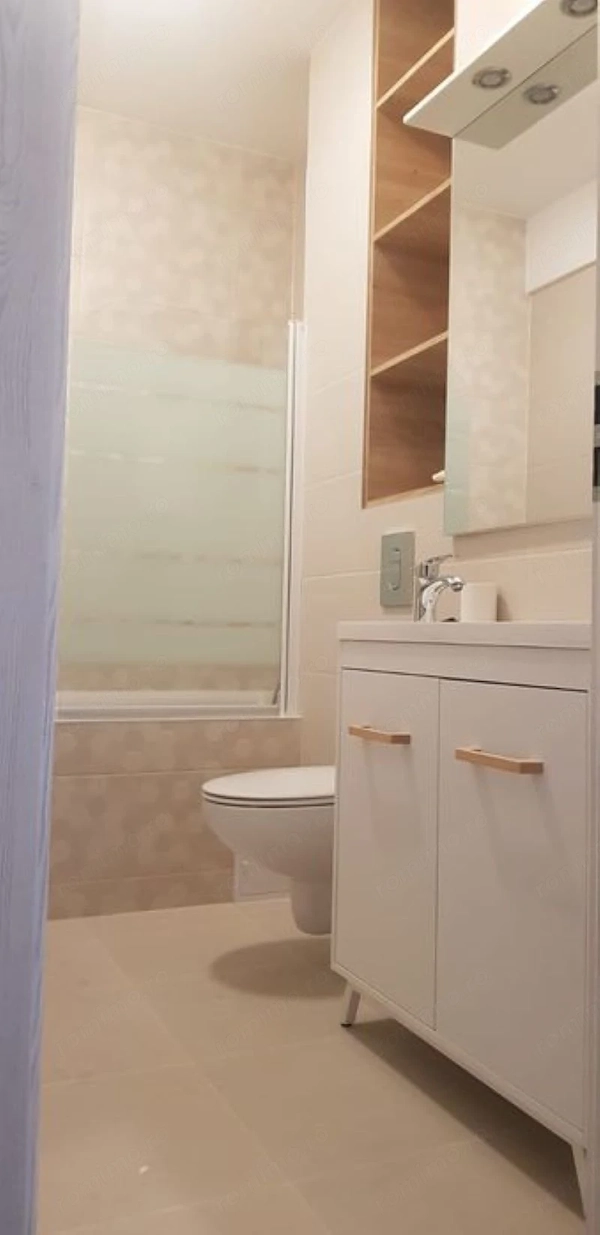 Apartament de 2 camere in zona Piata Sudului aproape de metrou — fotografia 3