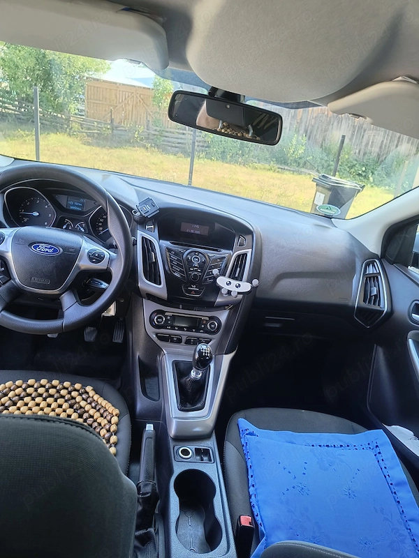 FORD Focus 2012 — imagine 5