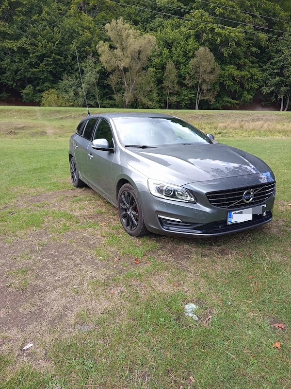 VOLVO V60 2017 — imagine 10