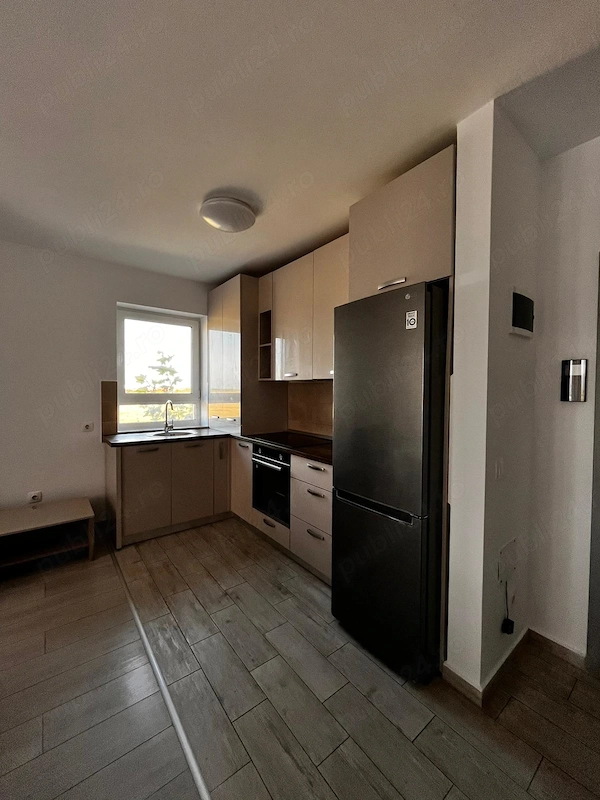 Inchiriere direct proprietar apartament 2 camere Avantgarden — fotografia 2