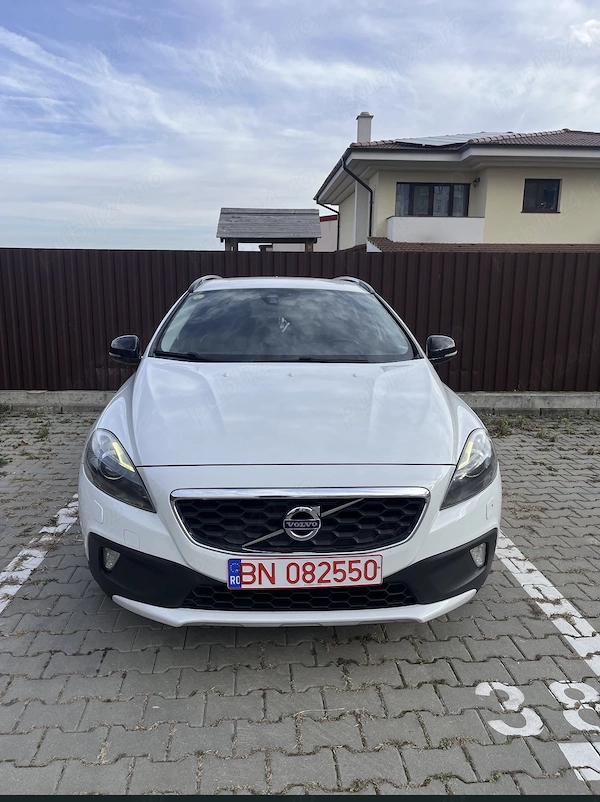 VOLVO V40 2013 — imagine 4