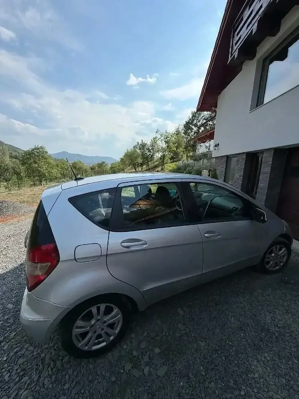 MERCEDES-BENZ A-Class