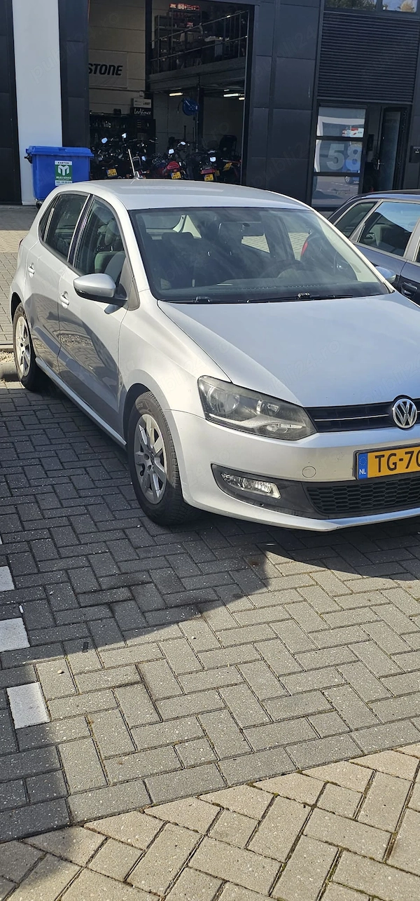 VOLKSWAGEN Polo 2011 — imagine 3
