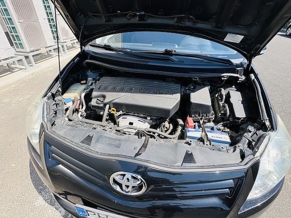 TOYOTA Auris 2012 — imagine 20