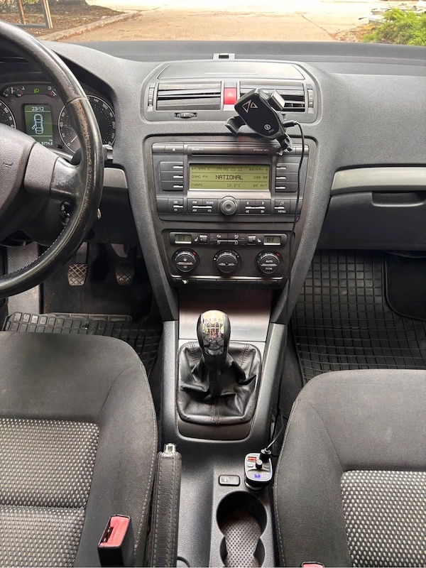 SKODA Octavia 2007 — imagine 5