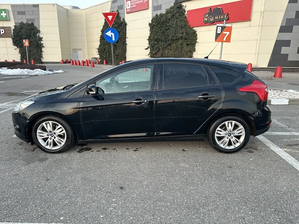 FORD Focus 2013 — imagine 4