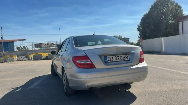 MERCEDES-BENZ C-Class 2011 — imagine 3