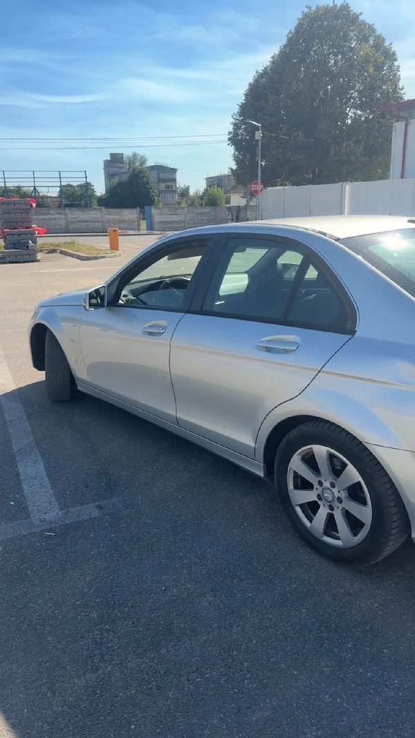 MERCEDES-BENZ C-Class 2011 — imagine 2