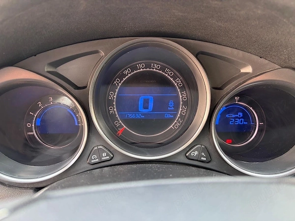 CITROËN C4 2015 — imagine 3