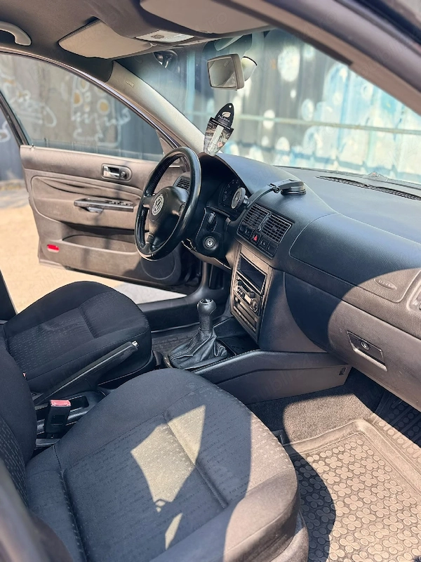 VOLKSWAGEN Golf 2003 — imagine 6