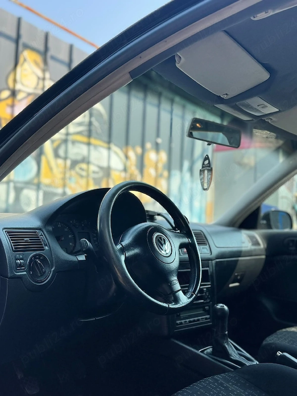 VOLKSWAGEN Golf 2003 — imagine 4