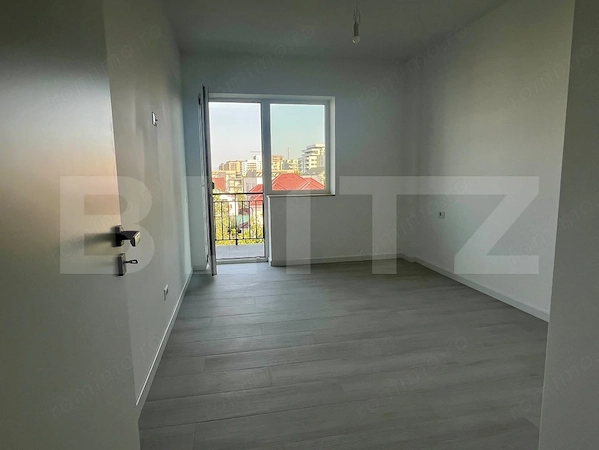Apartament 3 camere, 78,7 mp | 2 balcoane | Parcare + boxă | Tractoru — fotografia 3
