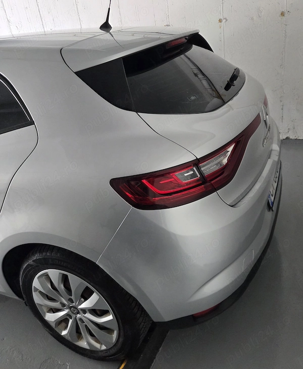 RENAULT Megane 2017 — imagine 3