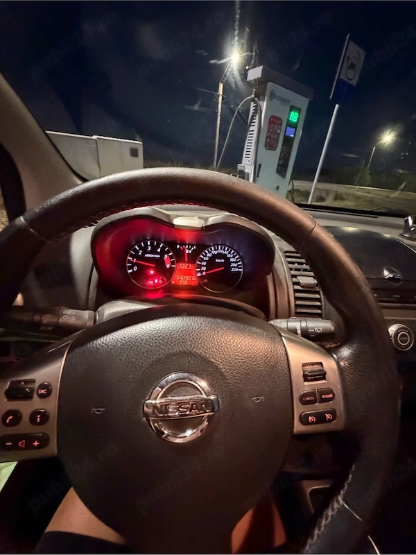 NISSAN Note 2011 — imagine 4