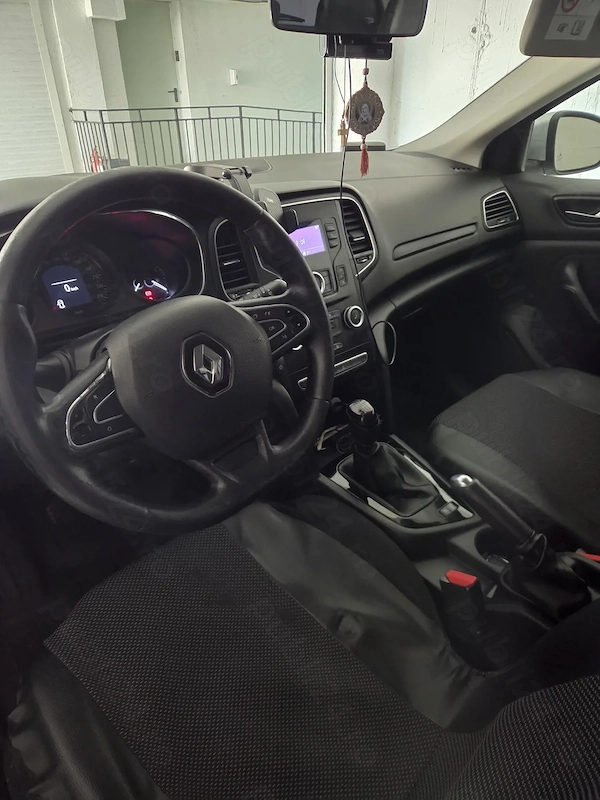 RENAULT Megane 2017 — imagine 4