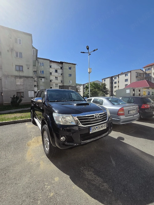 TOYOTA Hilux 2015 — imagine 2