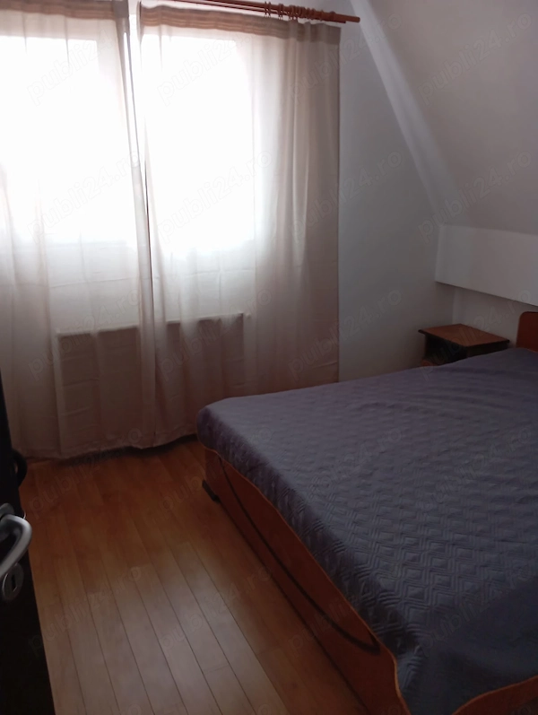 Apartament decomandat cu 2 camere, la 5 minute de mall — fotografia 3