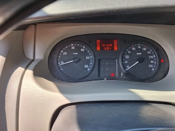 RENAULT Trafic 2010 — imagine 2