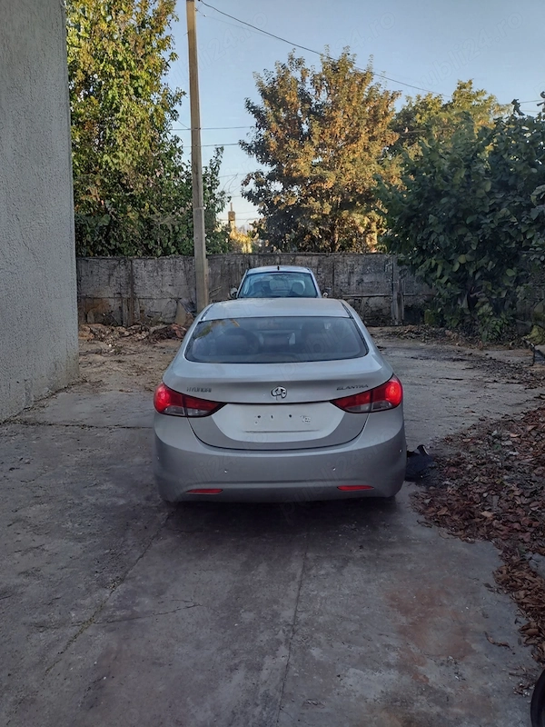 HYUNDAI Elantra 2012 — imagine 2