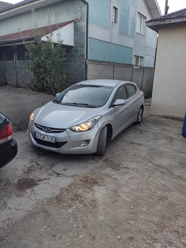 HYUNDAI Elantra 2012 — imagine 5