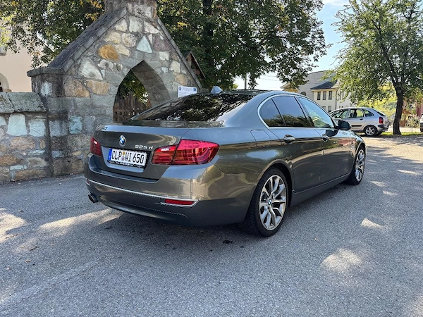 BMW 5 Series 2015 — imagine 7