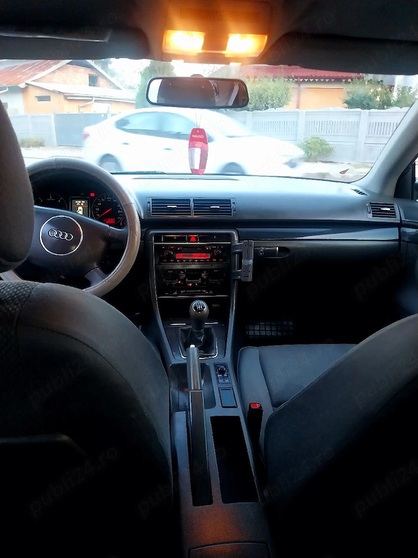 AUDI A4 2004 — imagine 6