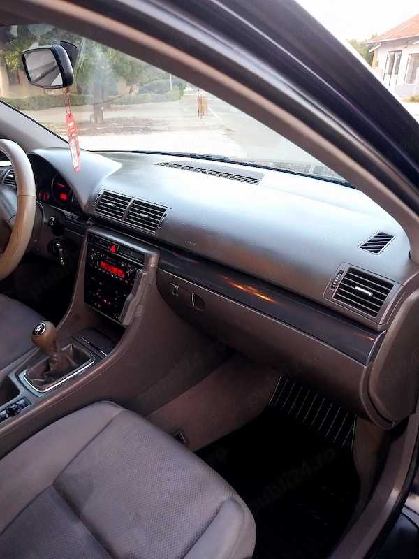 AUDI A4 2004 — imagine 7