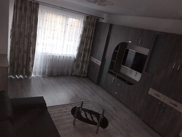 închiriez apartament cu doua camere decomandat în Iași — fotografia 3