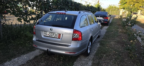 SKODA Octavia 2011 — imagine 5