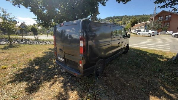 RENAULT Trafic 2018 — imagine 3