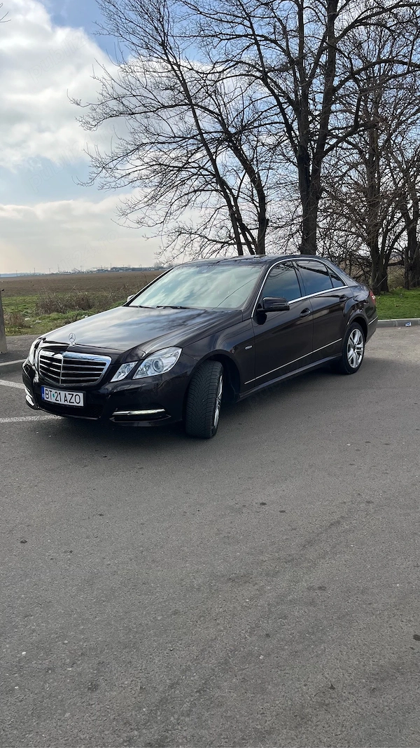 MERCEDES-BENZ E-Class 2011 — imagine 9