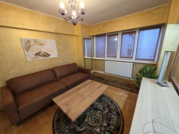 Inchiriez apartament 4 camere ultracentral — fotografia 1