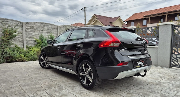 VOLVO V40 Cross Country 2014 — imagine 4