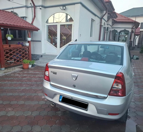 DACIA Logan 2010 — imagine 2