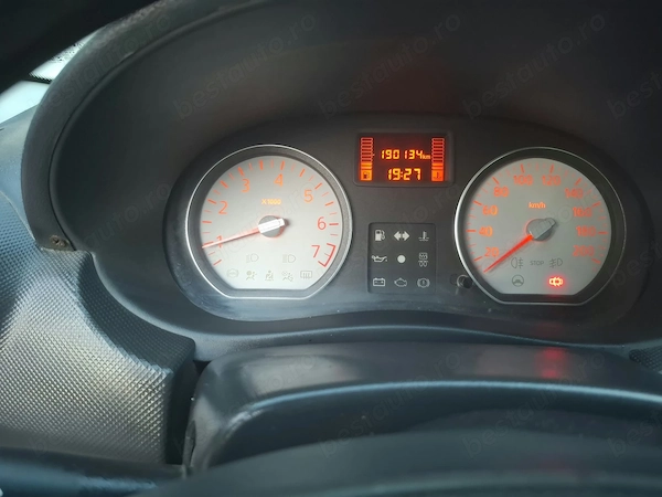 DACIA Logan 2010 — imagine 8