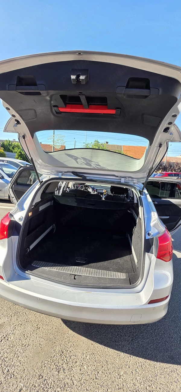 OPEL Astra 2011 — imagine 4