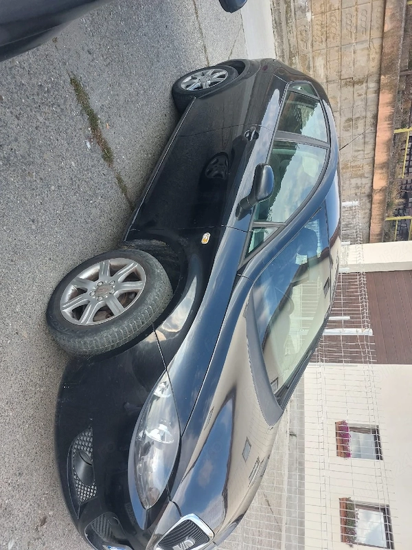 SEAT Leon 2006 — imagine 3