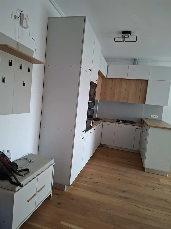 Inchiriez apartament 2 camere Rebreanu 173A — fotografia 2