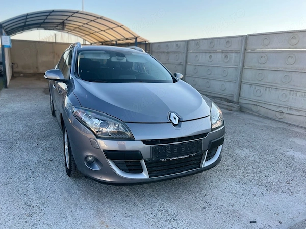 RENAULT Megane 2010 — imagine 3