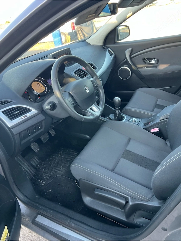 RENAULT Megane 2010 — imagine 5
