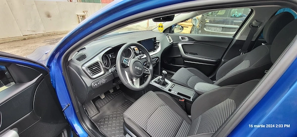 KIA Xceed 2023 — imagine 7