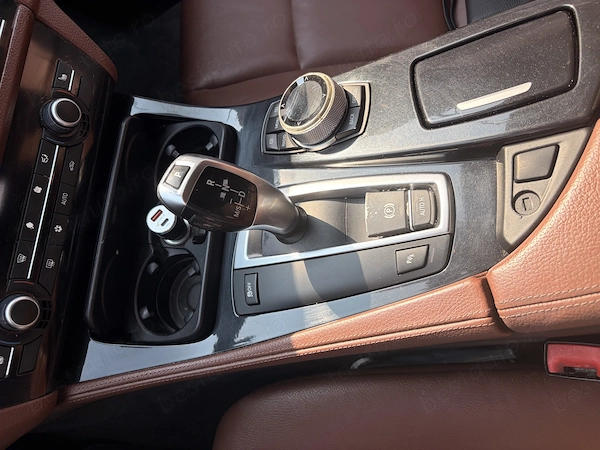 BMW 5 Series 2010 — imagine 5